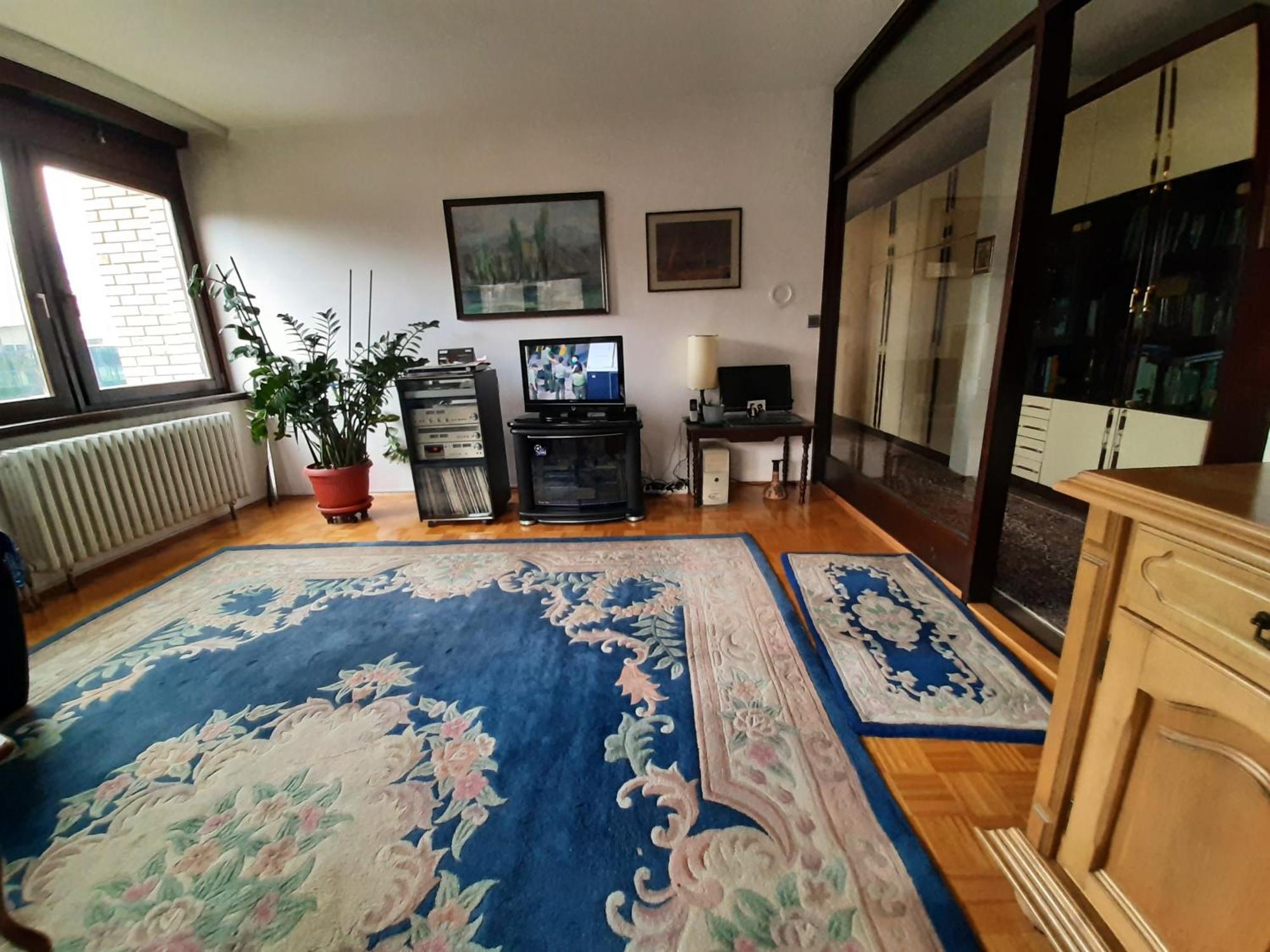 Apartment Downtown Flat